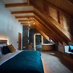 Kulla E Bajraktarit 4* Boge