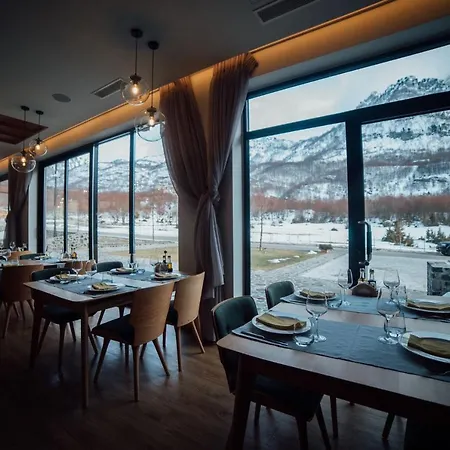 Kulla E Bajraktarit Otel Boge