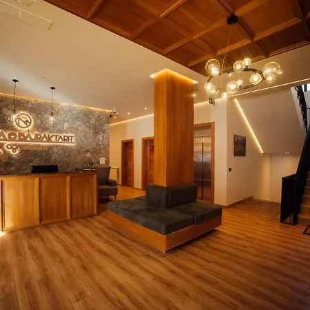 Kulla E Bajraktarit 4*