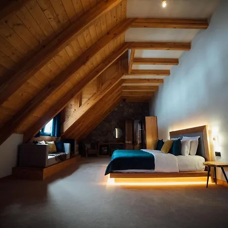 Kulla E Bajraktarit Otel Boge