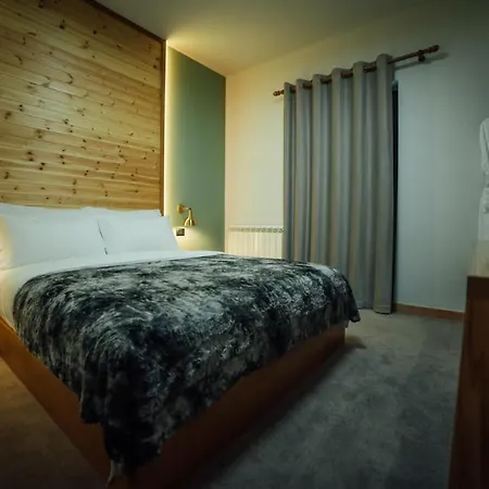 فندق Kulla E Bajraktarit Boge