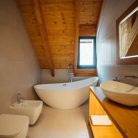 Kulla E Bajraktarit Boge