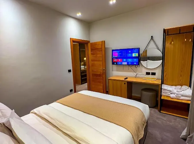 Kulla E Bajraktarit Boge