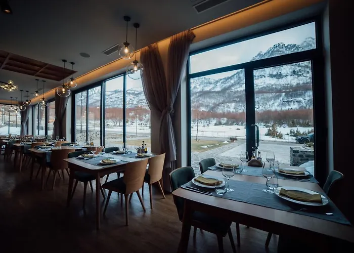 Kulla E Bajraktarit Hotel Boge