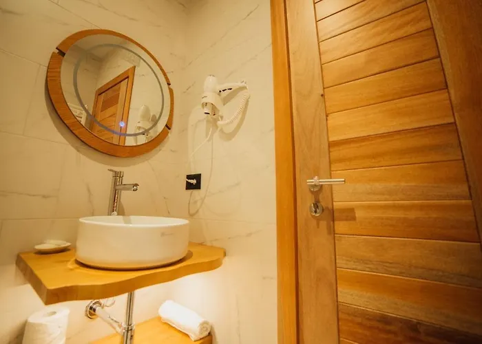 Kulla E Bajraktarit Boge