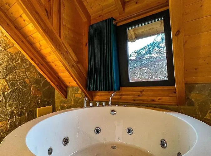 Kulla E Bajraktarit 4* Boge