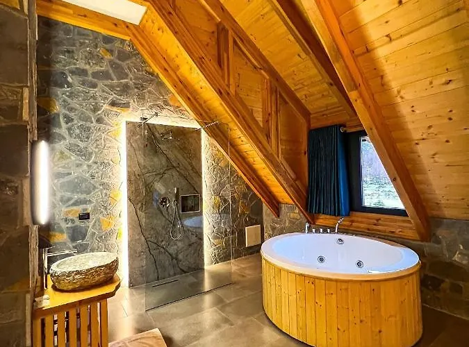 Hotel Kulla E Bajraktarit Boge