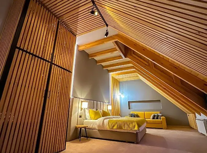 Kulla E Bajraktarit Otel